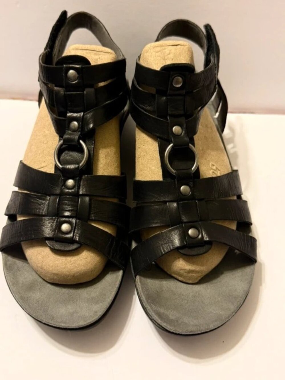 Baretraps US Size 7.5 Jeeny Black Leather Studded Gladiator Sandals